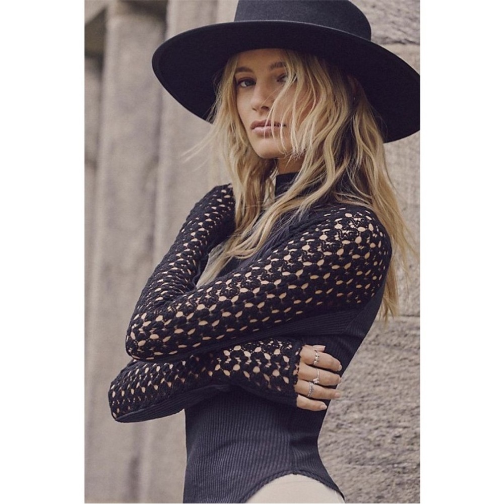 NWOT FREE People Intimately Clemente Top (Size XS/S)